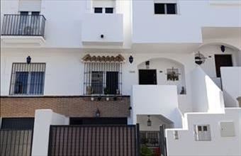 Eladó Spanyolországi sorház hirdetés (45372274)