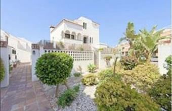 Eladó Spanyolországi ikerház hirdetés (73985983)