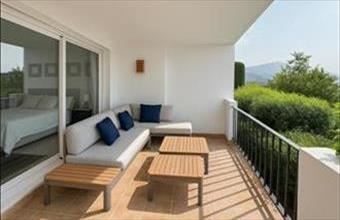 Eladó Spanyolországi tégla lakás hirdetés (77574885)