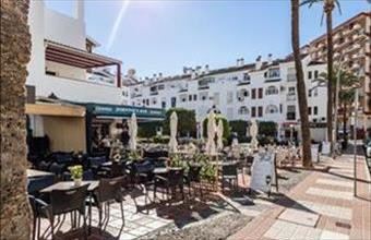 Eladó Spanyolországi sorház hirdetés (29752753)