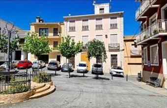 Eladó Spanyolországi sorház hirdetés (15752677)