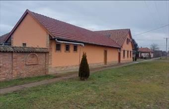 Eladó Csorvási családi ház hirdetés (97733999)