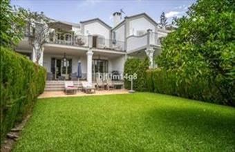 Eladó Spanyolországi sorház hirdetés (31533113)