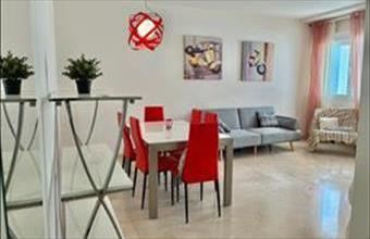 Eladó Spanyolországi tégla lakás hirdetés (61694442)