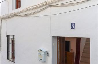 Eladó Spanyolországi sorház hirdetés (38542448)