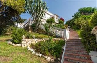 Eladó Spanyolországi ikerház hirdetés (48739775)