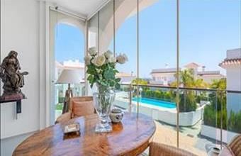 Eladó Spanyolországi tégla lakás hirdetés (77443149)