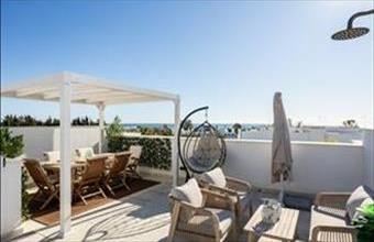 Eladó Spanyolországi sorház hirdetés (52749472)