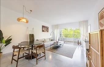 Eladó Spanyolországi tégla lakás hirdetés (77927476)