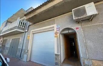 Eladó Spanyolországi sorház hirdetés (98395593)