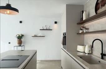 Eladó Spanyolországi tégla lakás hirdetés (79937493)