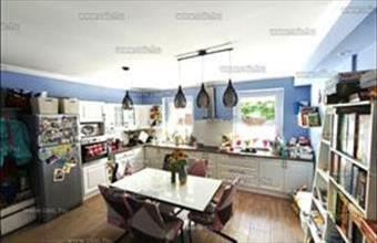 Eladó Budapest III. kerületi ikerház hirdetés (54354974)