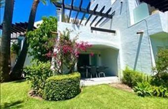 Eladó Spanyolországi sorház hirdetés (67895372)