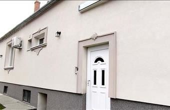 Eladó Mosonmagyaróvári ikerház hirdetés (93577615)