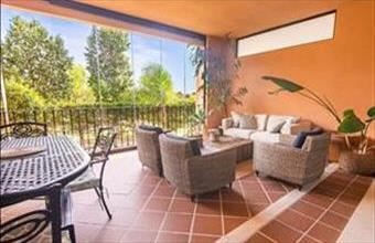 Eladó Spanyolországi sorház hirdetés (21844236)