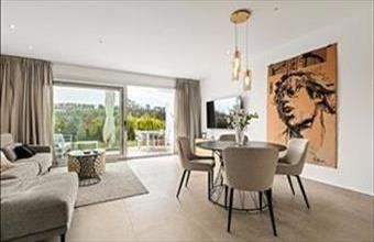 Eladó Spanyolországi sorház hirdetés (33847435)