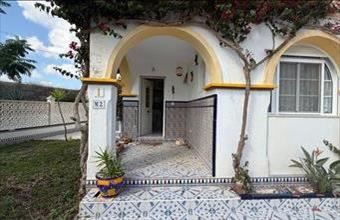 Eladó Spanyolországi tégla lakás hirdetés (53583729)