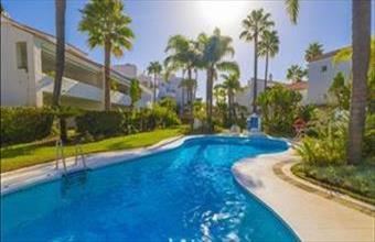 Eladó Spanyolországi sorház hirdetés (48464325)