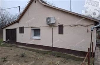 Eladó Kecskeméti tanya hirdetés (96439631)