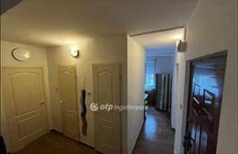 Eladó Debreceni panel lakás hirdetés (73847495)