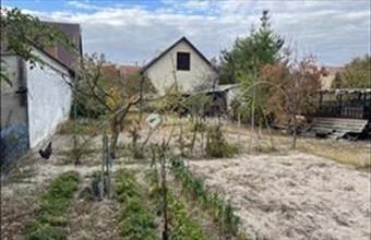 Eladó Kisteleki családi ház hirdetés (93299127)