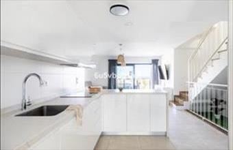 Eladó Spanyolországi sorház hirdetés (73749443)