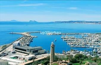 Eladó Spanyolországi tégla lakás hirdetés (72345238)