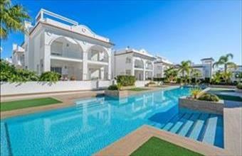 Eladó Spanyolországi sorház hirdetés (55334958)