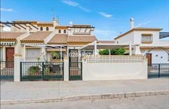 Eladó Spanyolországi sorház hirdetés (57978217)