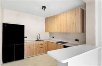 Eladó Spanyolországi tégla lakás hirdetés (77717333)