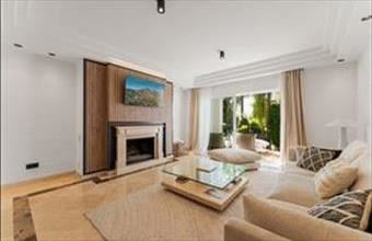 Eladó Spanyolországi tégla lakás hirdetés (44454345)