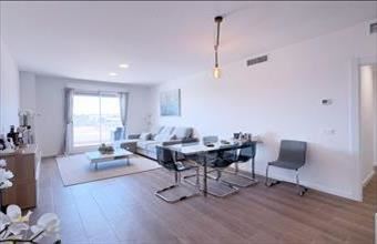 Eladó Spanyolországi tégla lakás hirdetés (77973344)