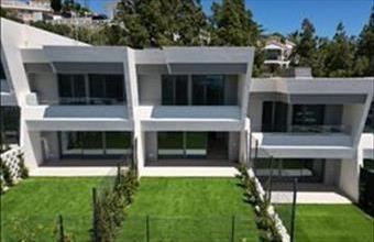 Eladó Spanyolországi sorház hirdetés (34763721)