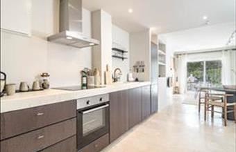 Eladó Spanyolországi tégla lakás hirdetés (98323917)