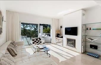 Eladó Spanyolországi tégla lakás hirdetés (93448954)