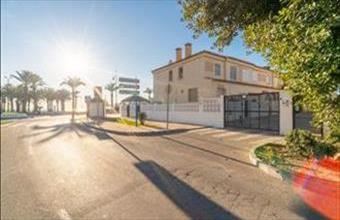 Eladó Spanyolországi sorház hirdetés (97313997)