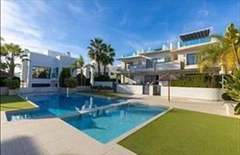 Eladó Spanyolországi tégla lakás hirdetés (42724343)