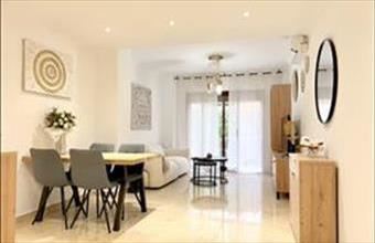 Eladó Spanyolországi tégla lakás hirdetés (27244356)