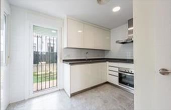 Eladó Spanyolországi sorház hirdetés (63837352)