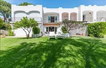 Eladó Spanyolországi sorház hirdetés (43973734)