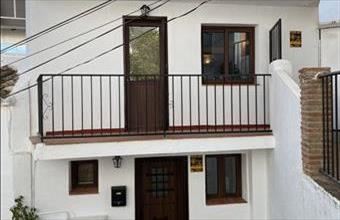 Eladó Spanyolországi sorház hirdetés (24547924)