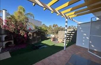 Eladó Spanyolországi sorház hirdetés (38927733)