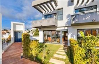 Eladó Spanyolországi sorház hirdetés (79738464)