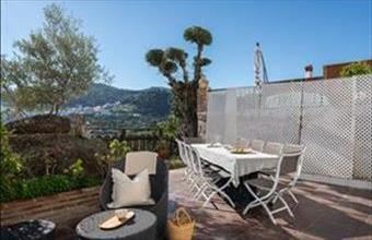 Eladó Spanyolországi sorház hirdetés (43722498)