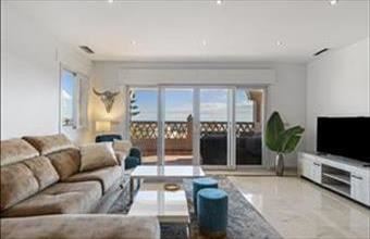 Eladó Spanyolországi tégla lakás hirdetés (73481833)