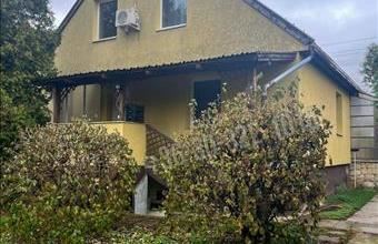 Eladó Vértesszőlősi családi ház hirdetés (68259433)