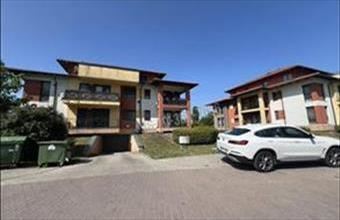 Kiadó Tatai tégla lakás hirdetés (78995453)