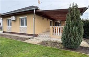 Eladó Helvéciai családi ház hirdetés (62999798)