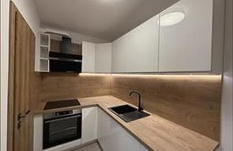 Eladó Budapest III. kerületi panel lakás hirdetés (12723873)