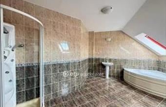 Eladó Budapest XVIII. kerületi családi ház hirdetés (99447757)